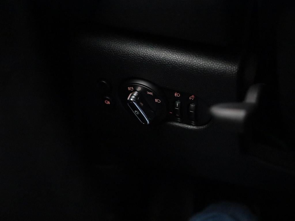 Mini One mini 1.5 business edition | navigatie | apple carplay | heads-up d