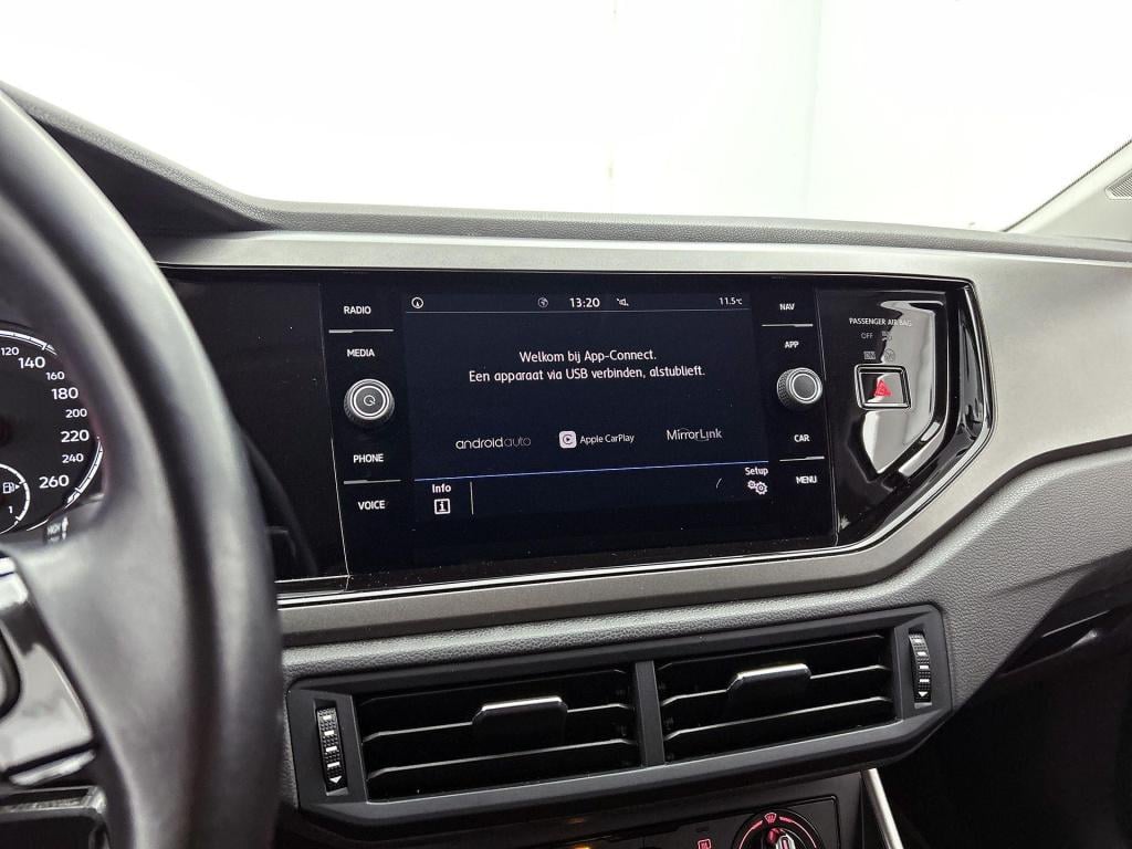 Volkswagen Polo 1.0 tsi comfortline | cruise control | apple carplay | airc