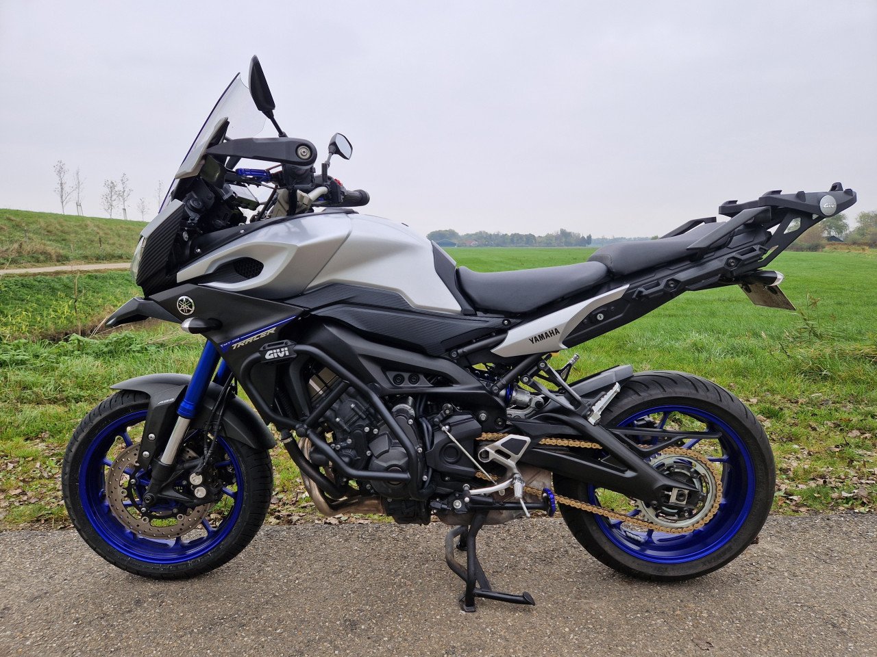 Yamaha mt09 Tracer (2cm hoger) incl koffer (inruil mogelijk)