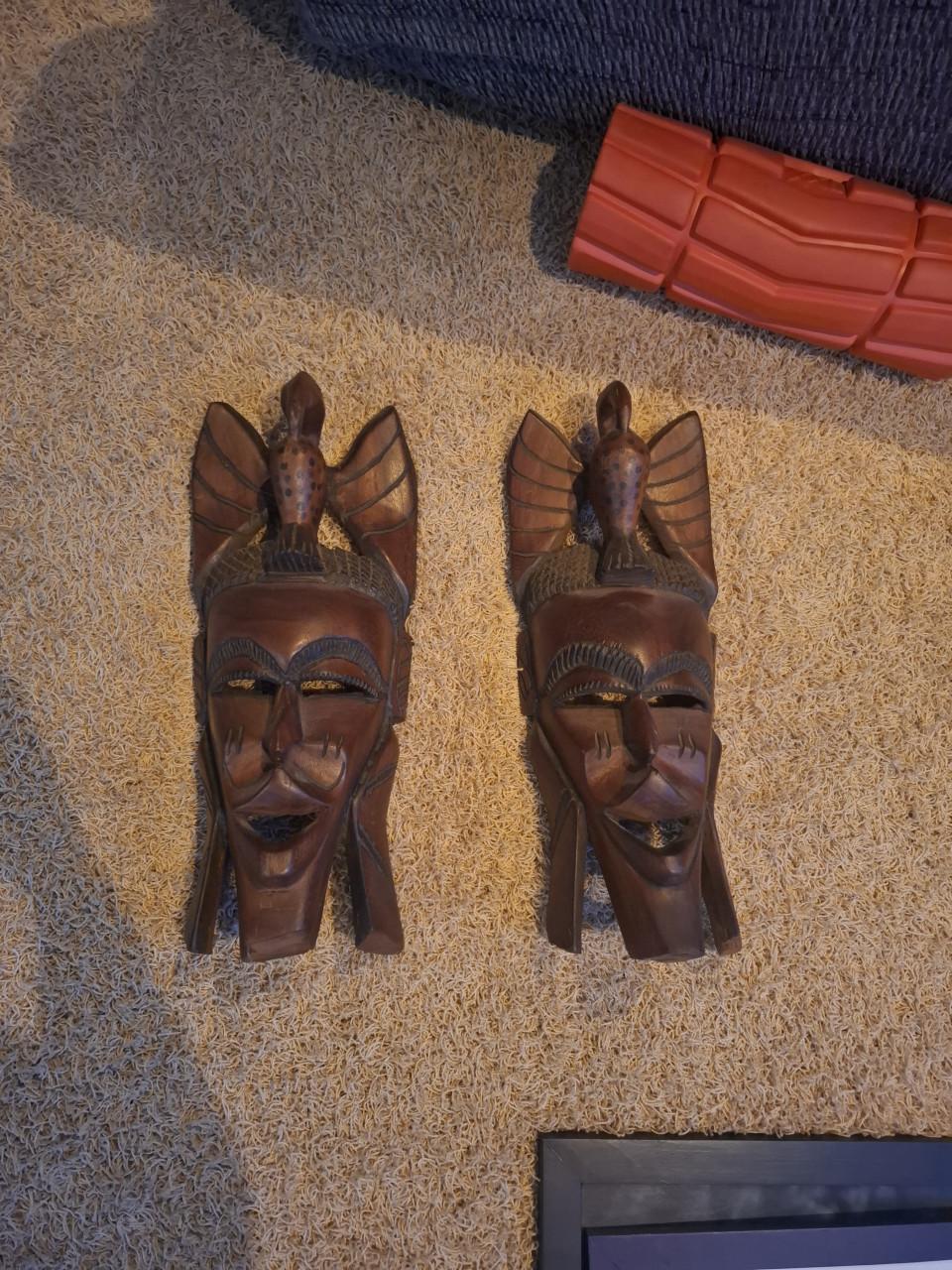 3 houten grote maskers echt hout