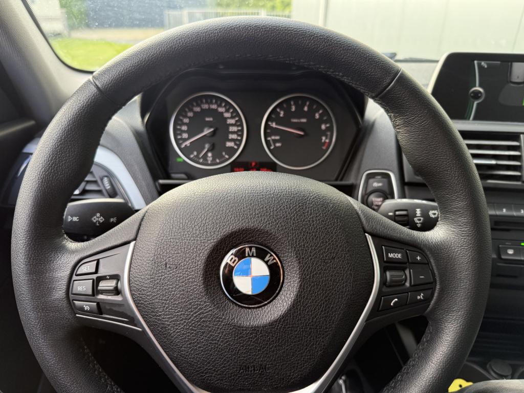 BMW 1 Serie 118i 170pk automaat executive business 5-drs