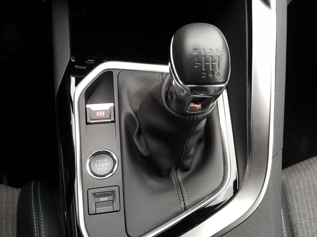 Peugeot 5008 1.2 130pk s&s allure pack business 7p apple carplay & android 