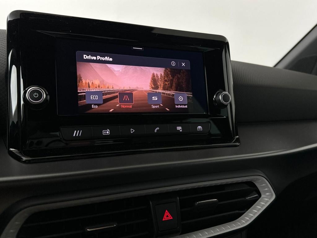 Seat Arona fr business connect 1.0 ecotsi 85 kw / 115 pk suv