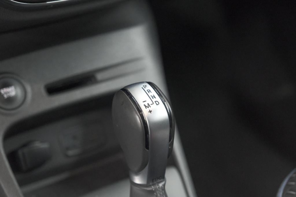 Renault Captur tce 150 edc intens | camera | dodehoekdetectie | r-link navi
