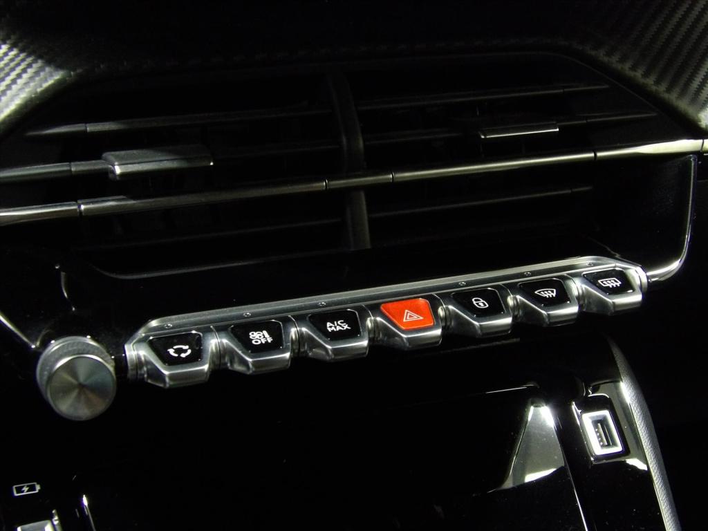 Peugeot 2008 1.2 puretech 130pk allure