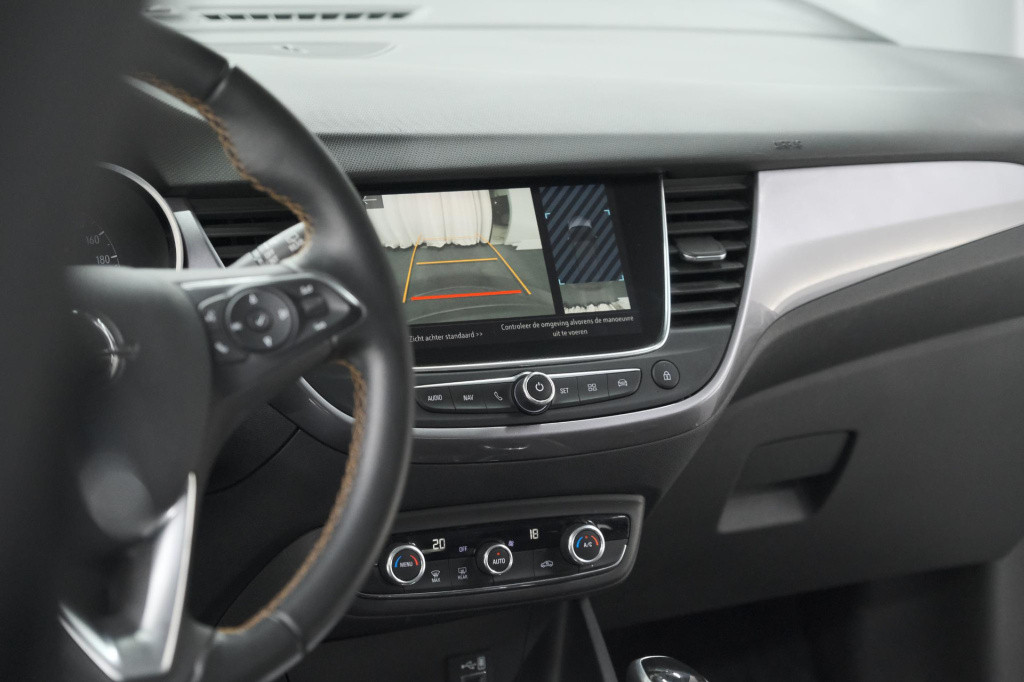 Opel Crossland X 130 turbo at6 innovation | camera | dodehoekdetectie | app