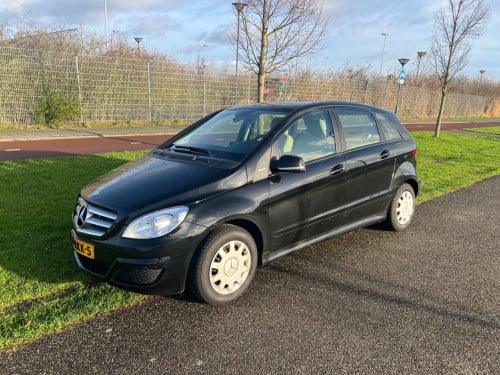 Fraaie Mercedes B Klasse uit 2011 met slechts 118.000 km NAP