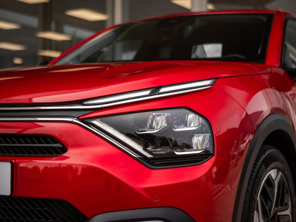 Citroen C4 1.2 puretech 130pk max | hud | navigatie | camera | carplay | pa