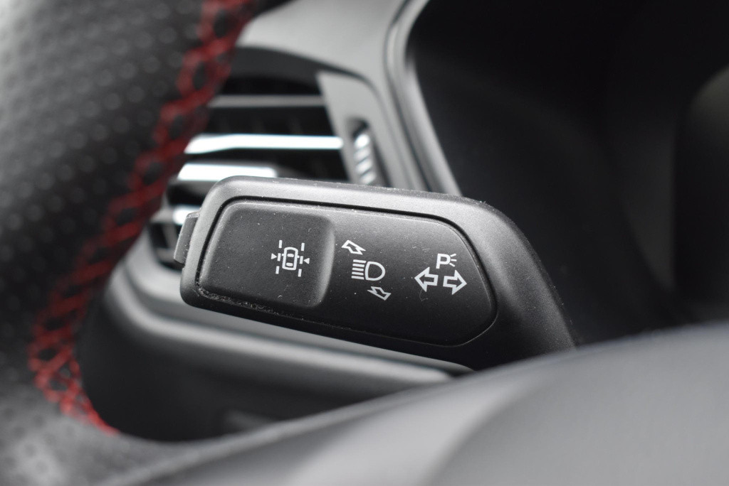 Ford Kuga 2.5 phev st-line x | climate control | adaptieve cruise control |