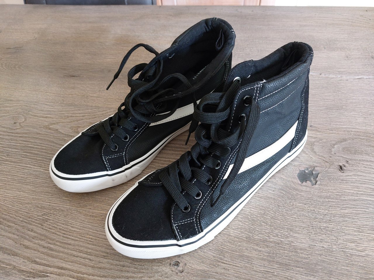 Zwart/wit sneakers maat 39 (6)