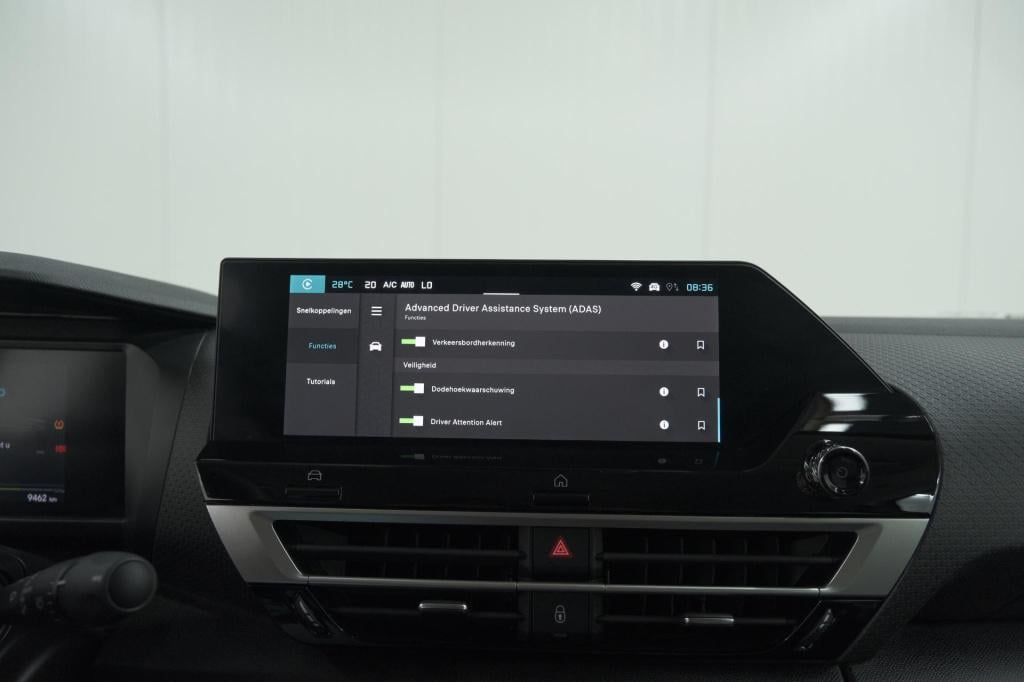 Citroen C4 X 1.2 hybrid 145 max | camera | adaptieve cruise control | apple
