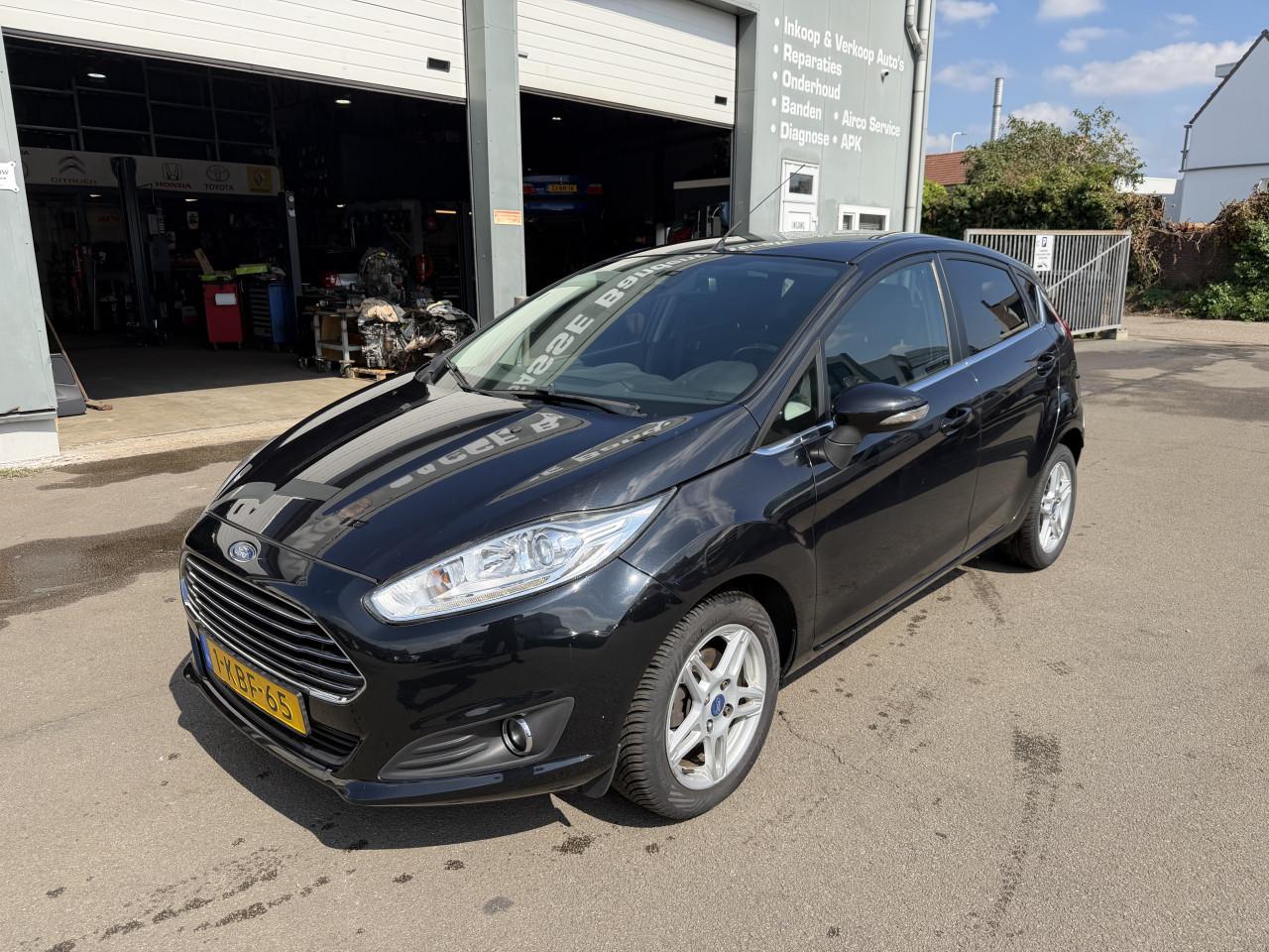 Ford Fiesta 1.0 EcoBoost Titanium Bouwjaar 2013 NAP ! ! !