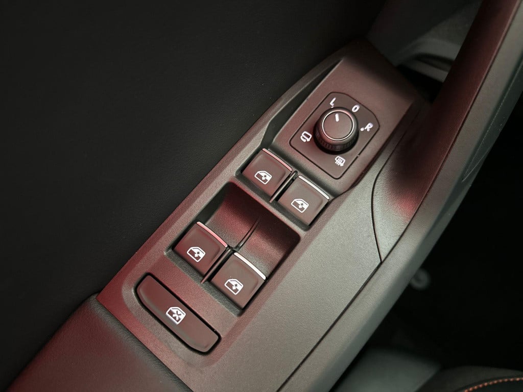 Seat Leon sportstourer 1.5 tsi e-hybrid fr phev first edition