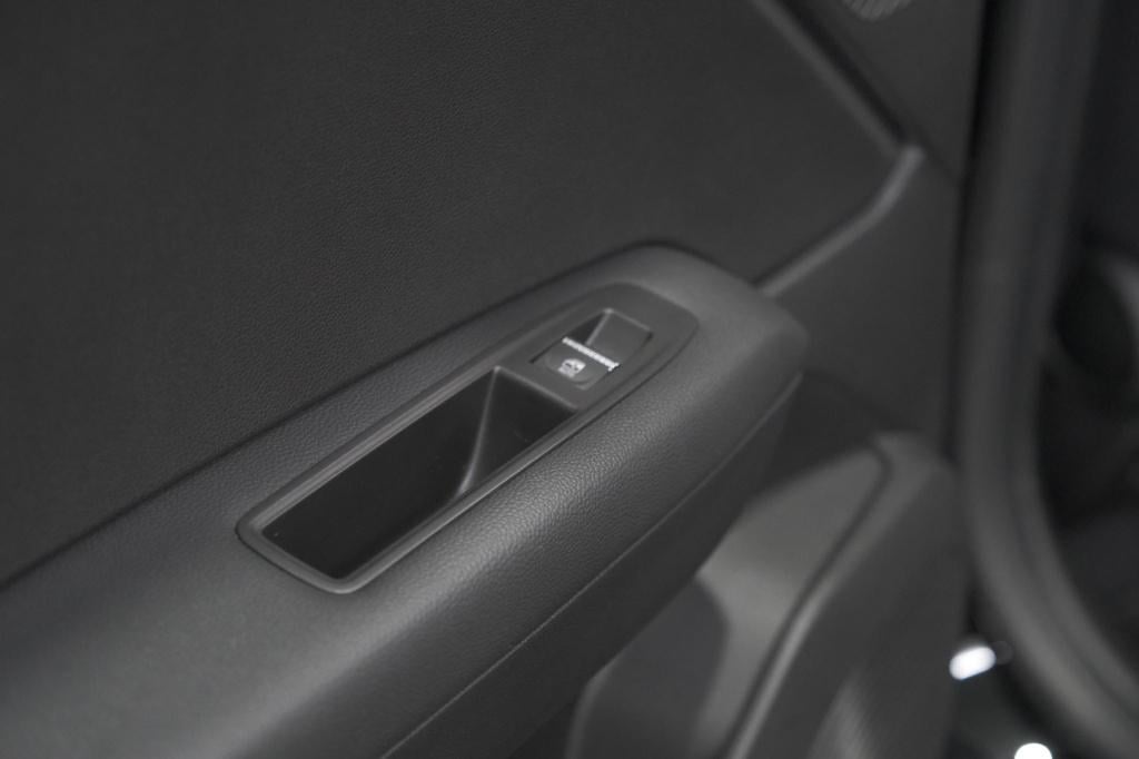 Renault Captur mild hybrid 160 edc techno | pack winter | camera | adaptiev