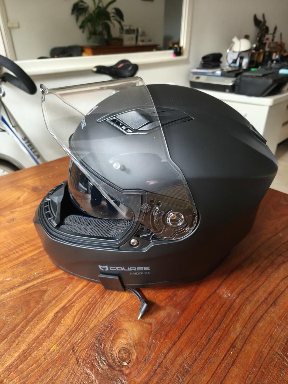 Te koop aangeboden Course Raider 2.0 integraalhelm.