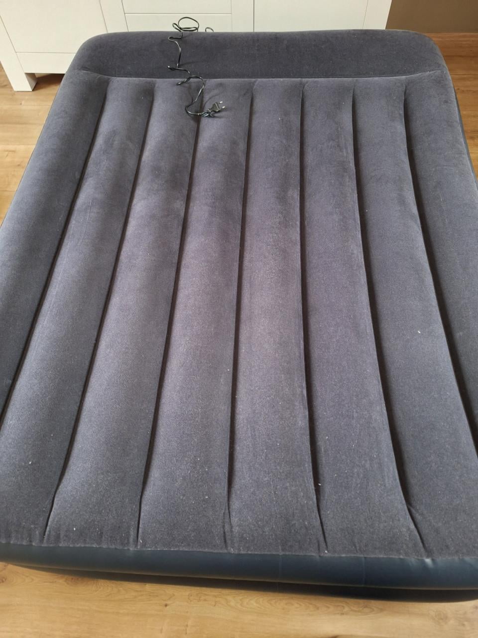 Luchtbed 2 persoon elektrisch opblaasbaar