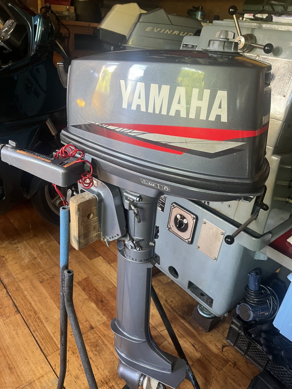 Diverse lichte buitenboordmotoren (4 stuks voor 625 euro)