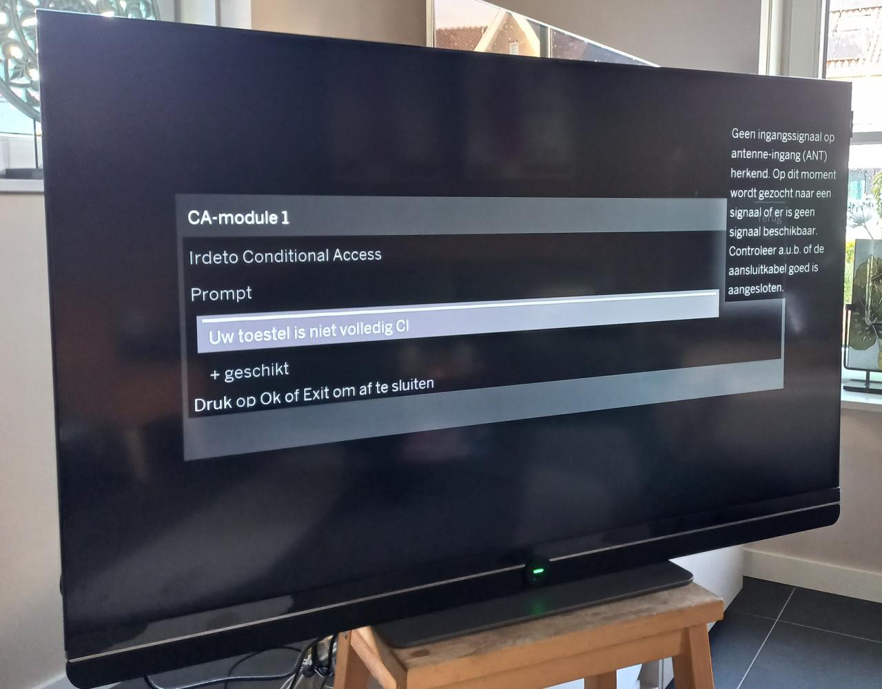 TV Loewe bild 2.43 black 58421W80