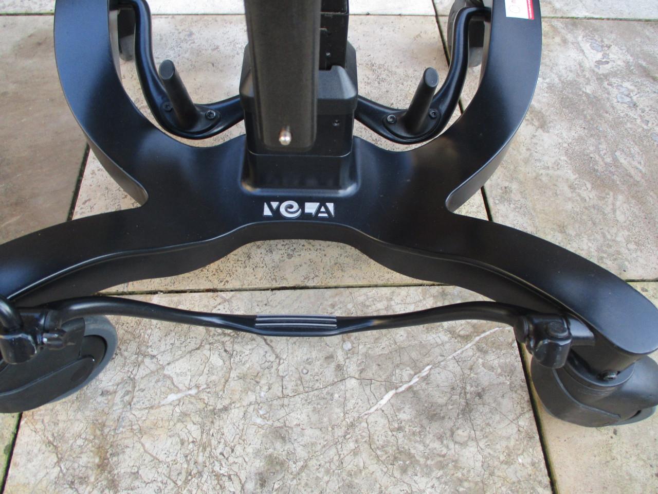 Zgan Vela 700 EB trippelstoel met elektrisch hoog/laag bediening