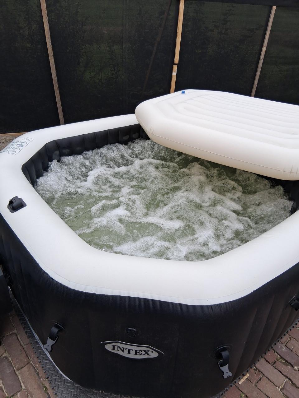 Jacuzzie intex PureSpa