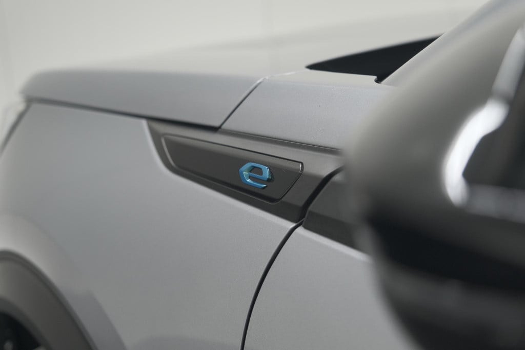 Peugeot E-2008 ev allure pack 50 kwh | 3 fase laadfunctie | camera | naviga