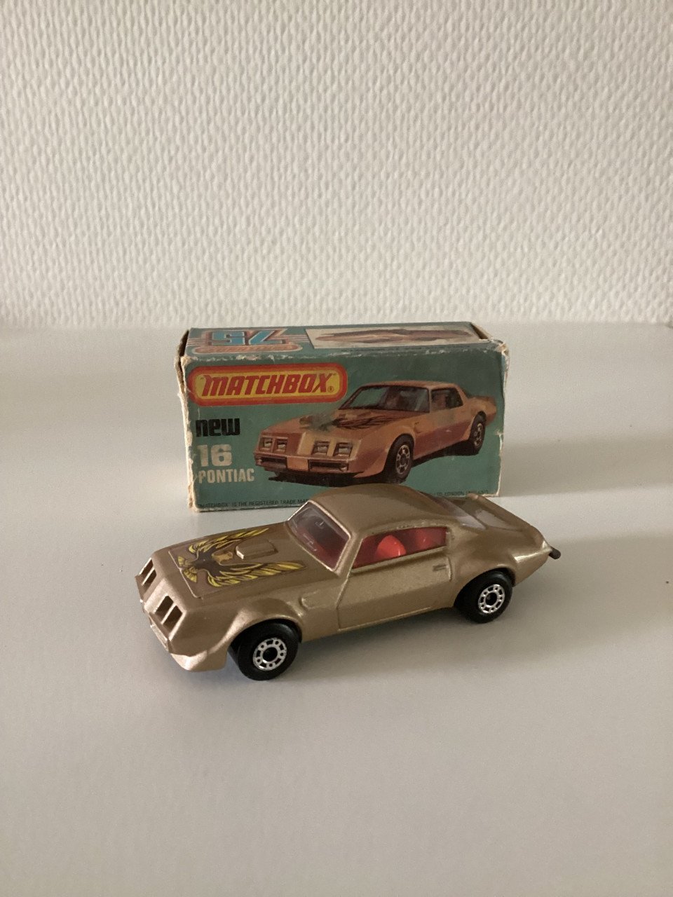 Matchbox 3 stuks met doosje.