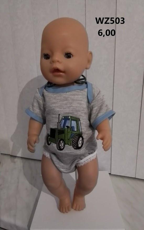 Poppenkleertjes baby born. Rompertje tractor. Opbrengst KiKa.