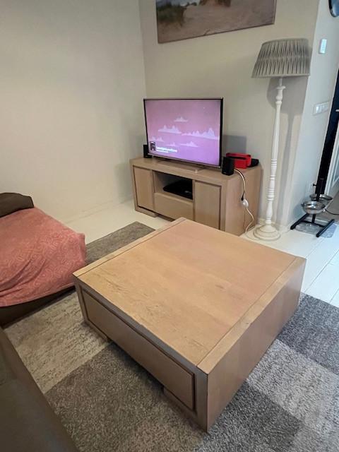 Salontafel en tv-meubelset (gaat samen weg, gratis!) - zelf ophalen