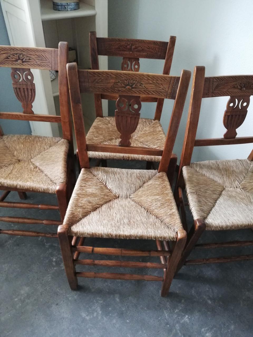 Antieke 4 Uilen stoeltjes