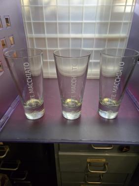 3 glazen voor latte macchiato Friesche Vlag H 16 cm Ø 7.5-5 cm Nieuw