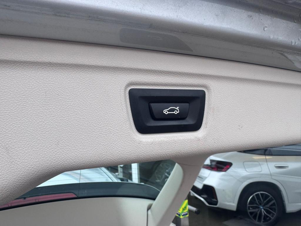 BMW 3-serie touring 330e high executive