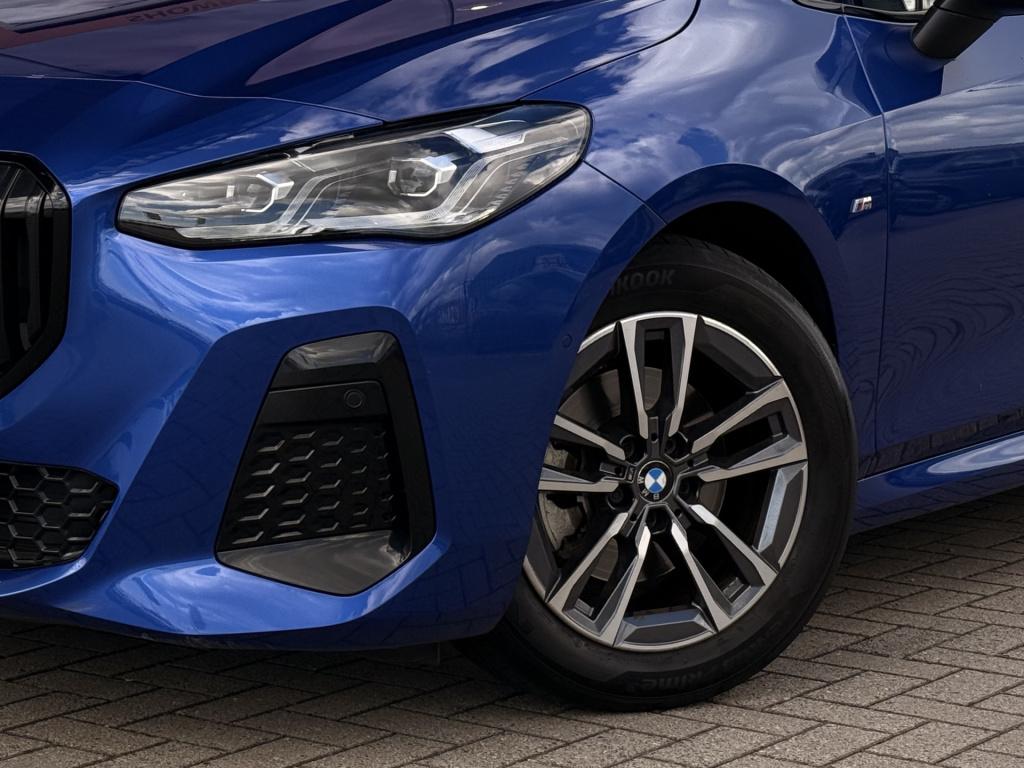BMW 2-serie active tourer 220i m-sport | pano | cruise | lane assist | hud 