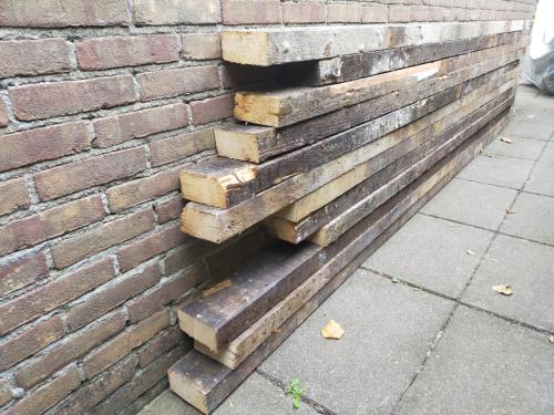 Houten balken sloophout