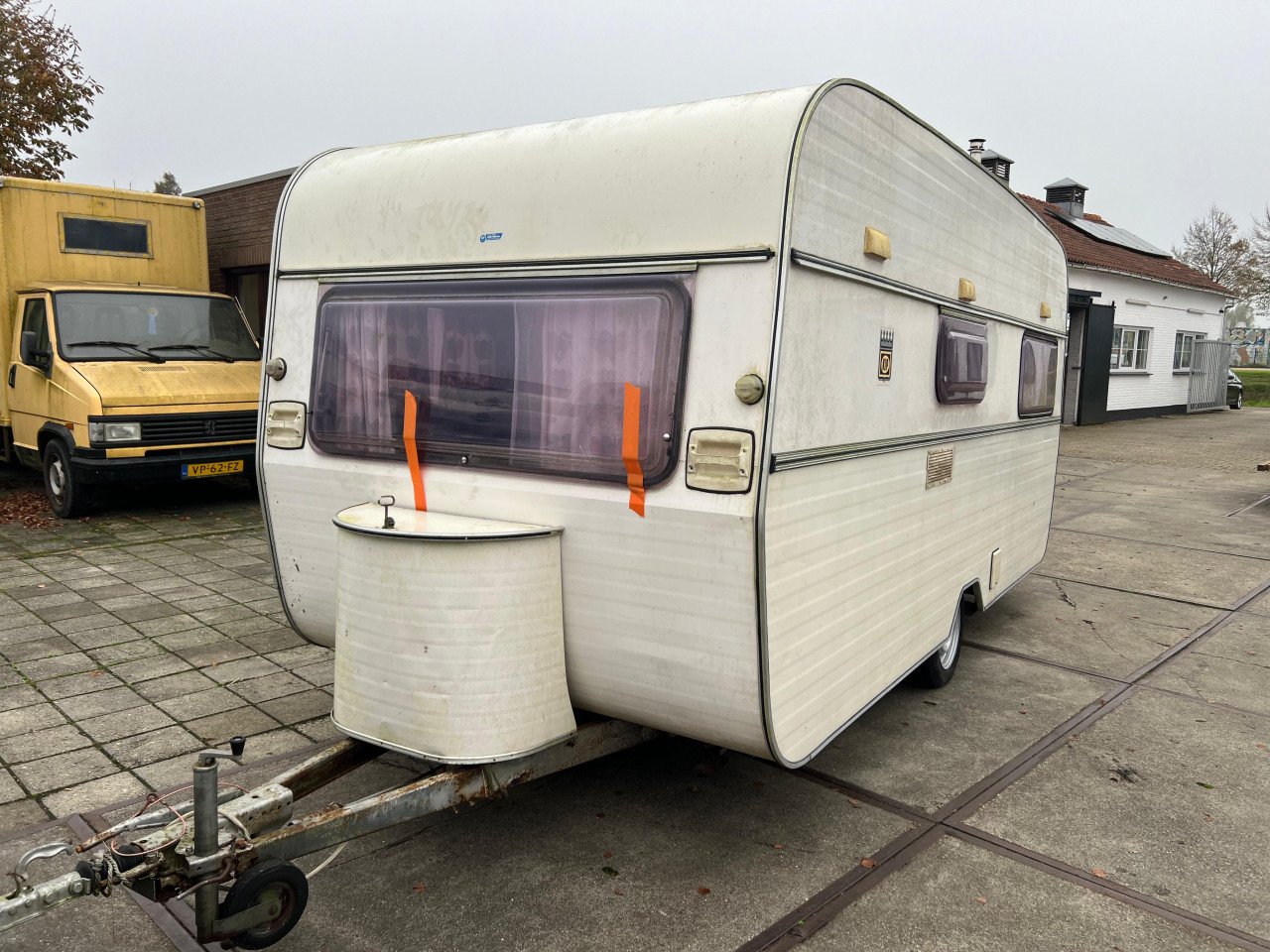 KIP caravan uit 1974! | met kenteken | RETRO