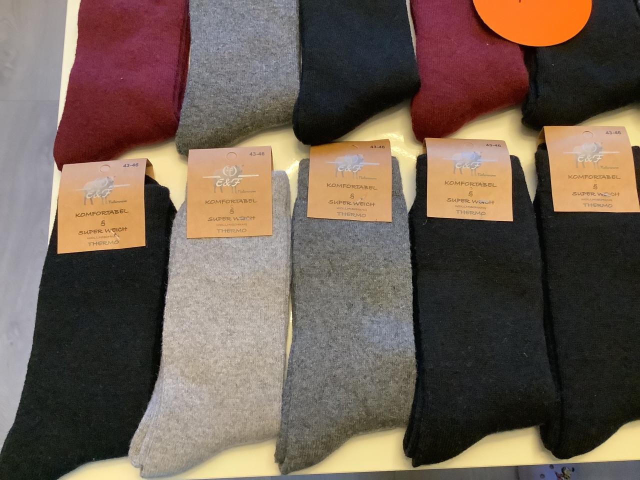 Partij heerlijk warme wollen sokken. ( partij 27)