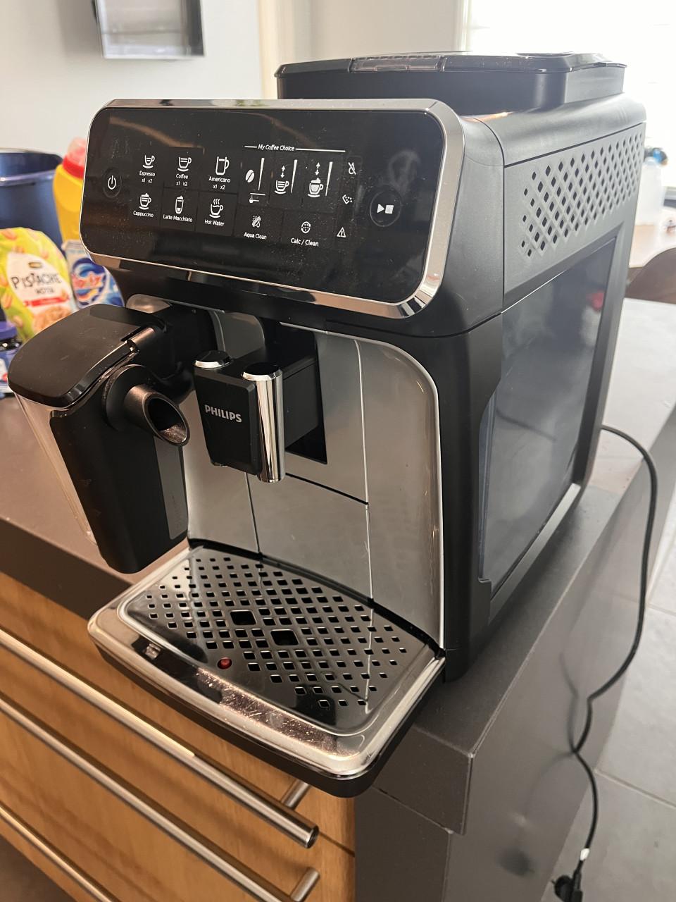 Philips EP3246 LatteGo serie koffiemachine (verse bonen)