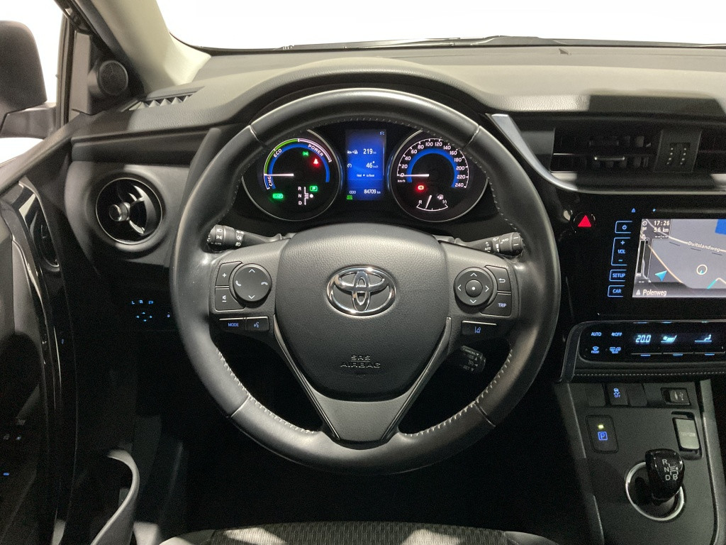 Toyota Auris 1.8 hybrid dynamic go
