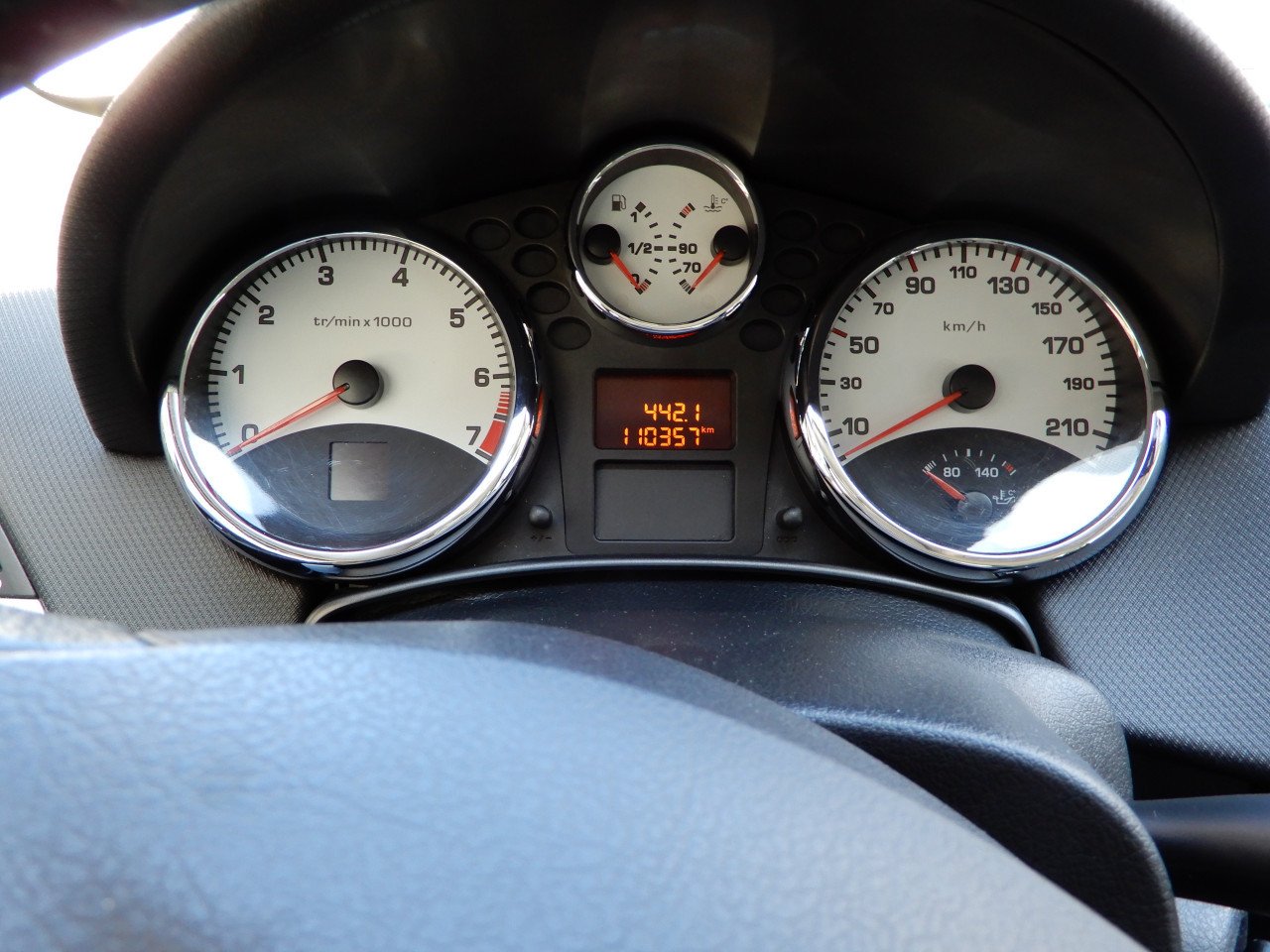 Peugeot 207 1.6 coupe