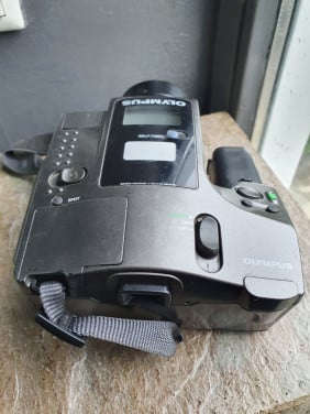 Goed werkende Olympus AZ-4 Zoom Vintage 35mm Film Camera...