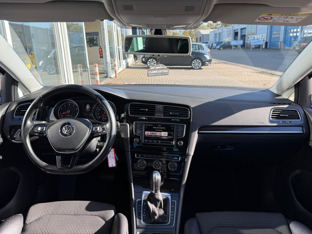 Volkswagen Golf 1.2 tsi business edition r connected dsg