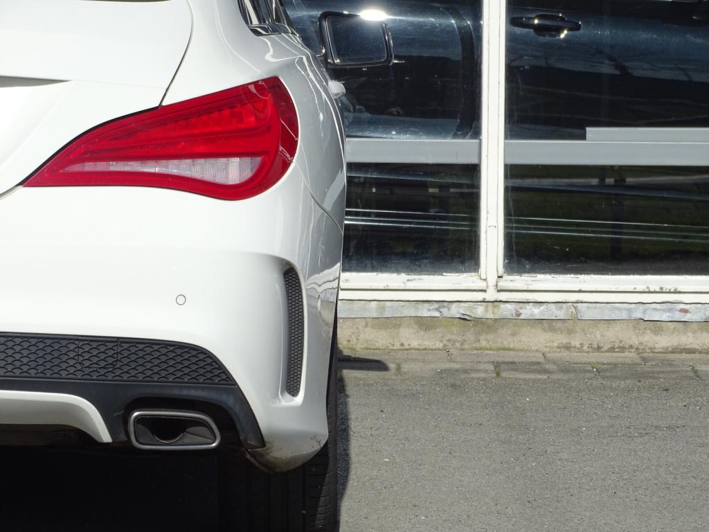 Mercedes-Benz Cla shooting brake 180 orangeart edition amg pakket
