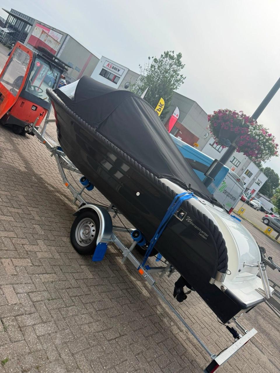 Royal Ruyter 530 sloep 9.9pk Suzuki