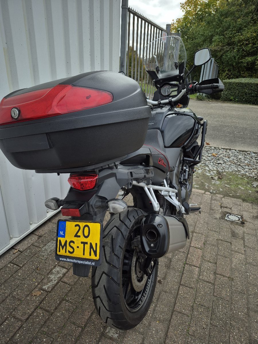 Suzuki VStrom DL1000A uit 2014, dikke Allroad motor
