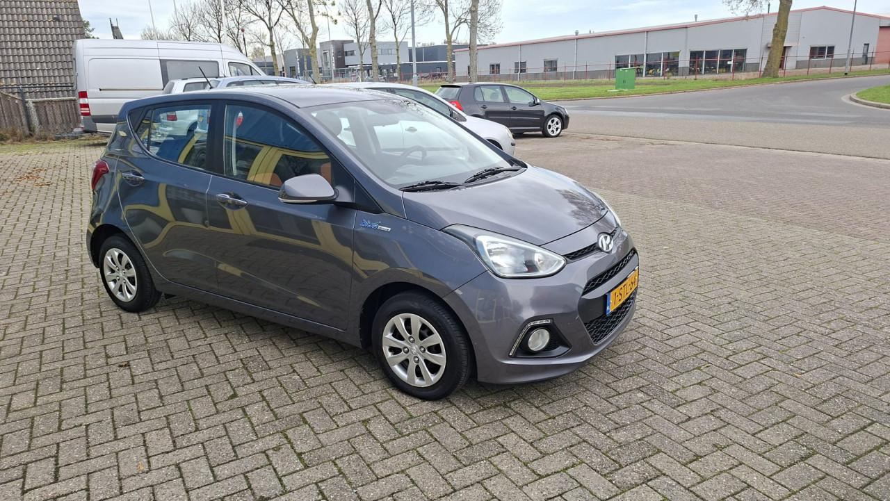 Hyundai I10 1.0 I-Motion Comfort Plus 5deurs bj:2013 airco i.z.g.st