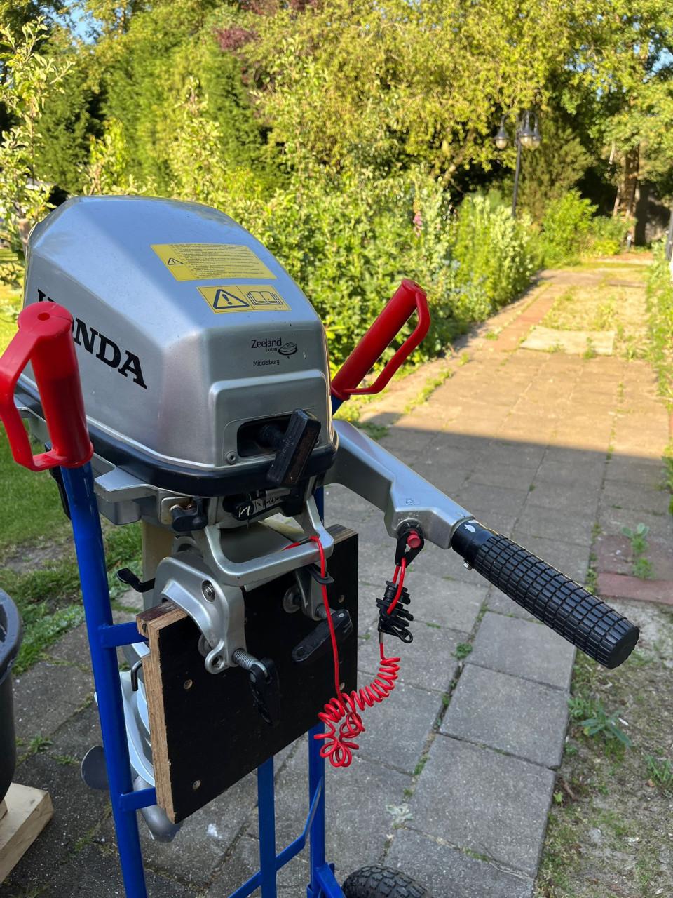 Honda 5 PK viertakt buitenboord motor