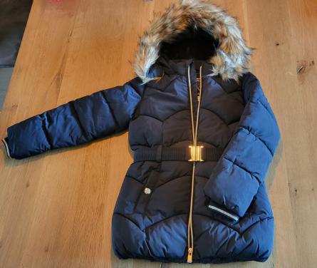 Als nieuw! Warme winterjas C&A mt 122