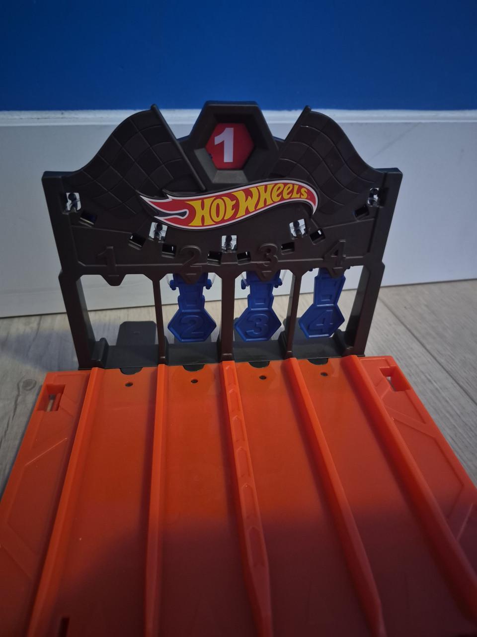 Hot Wheels Racebaan Ultimate Garage racebaan