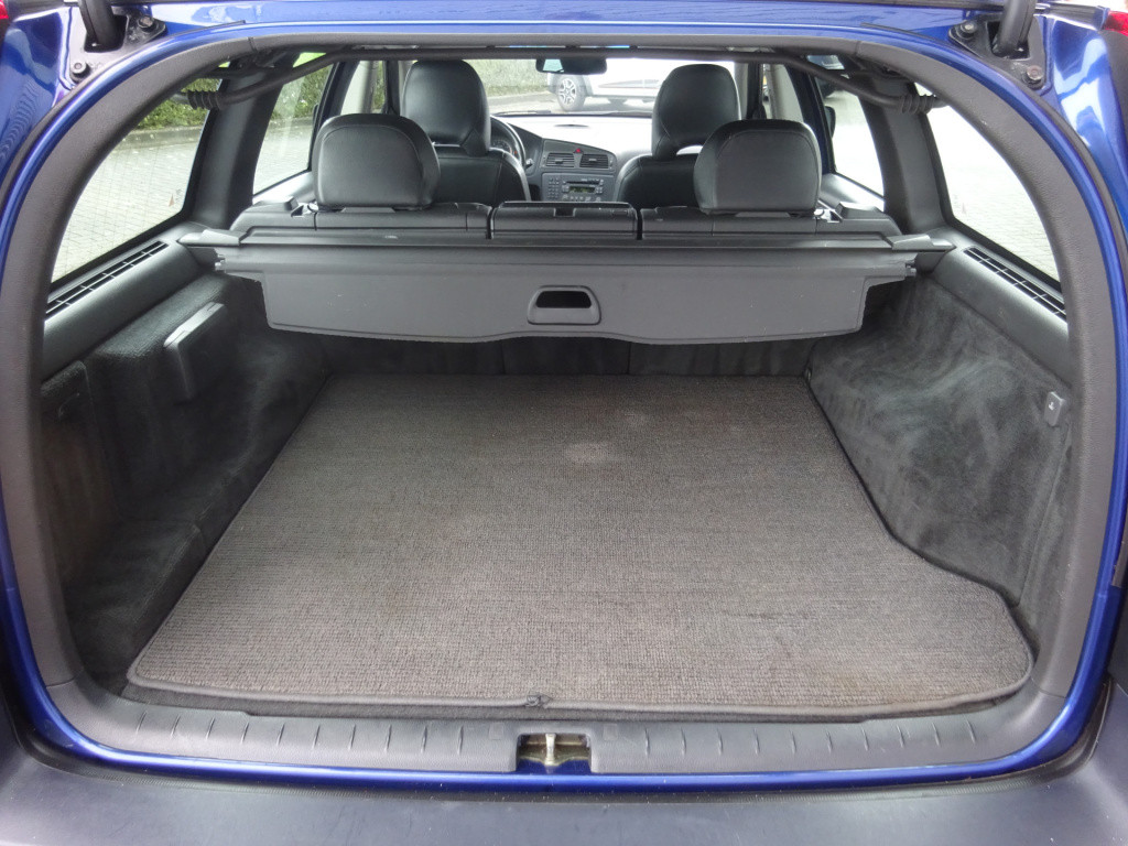 Volvo V70 cross country 2.4 t geartr. comf. 4wd automaat airco / stoelverw.