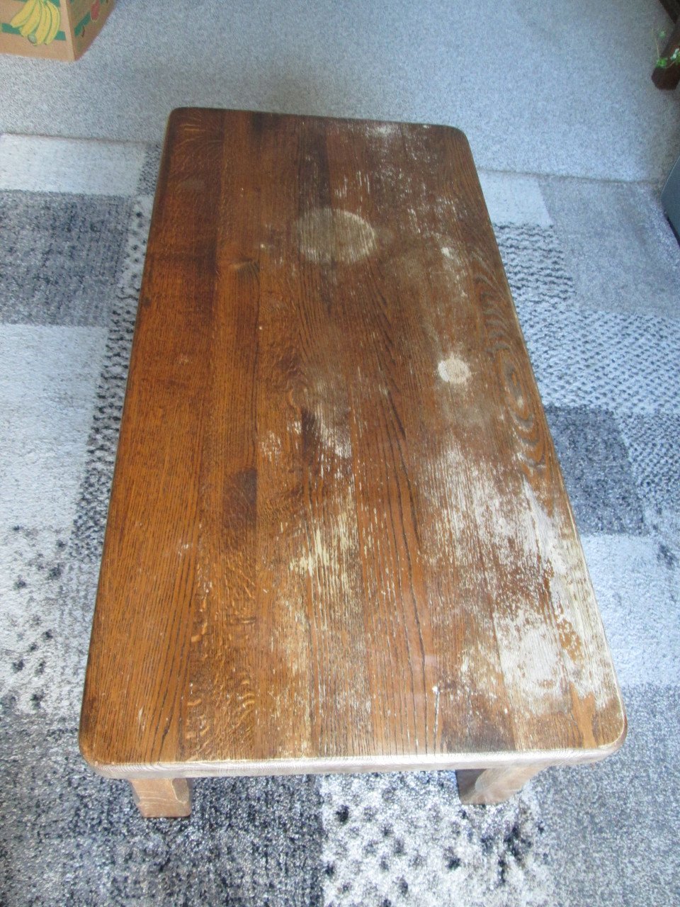 Gratis op te halen Eiken salon tafel en hoektafel met gebruik sporen