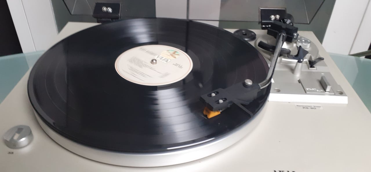 AKAI AP-B20C vintage draaitafel